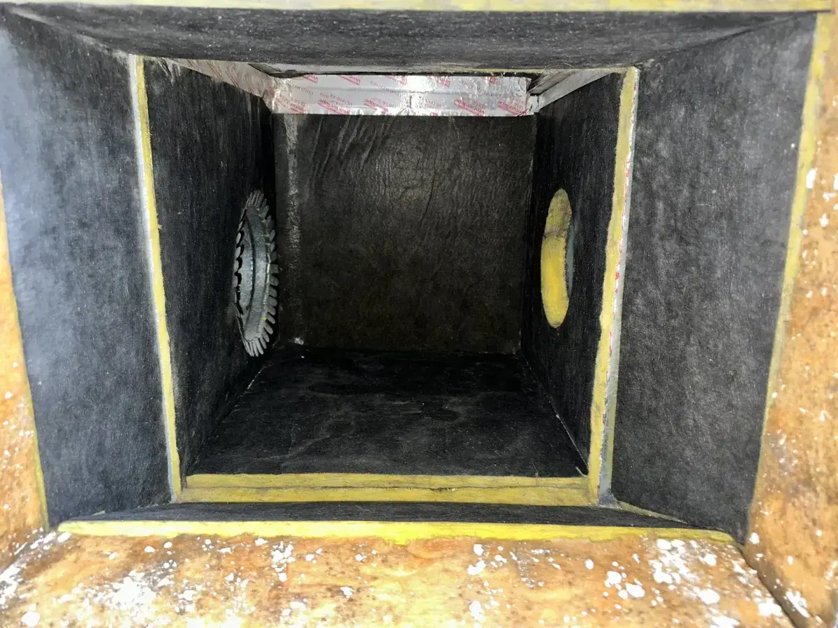 The same metal duct boot after cleaning